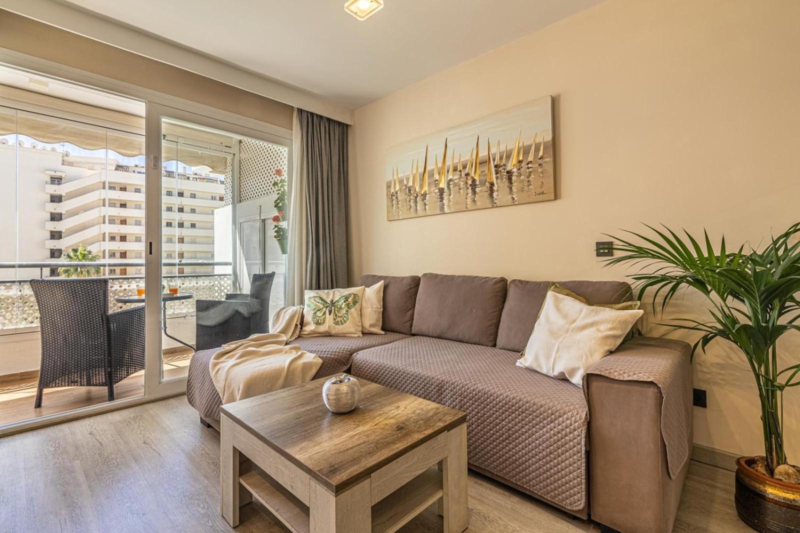 City Center Apartment In Marbella Ngoại thất bức ảnh